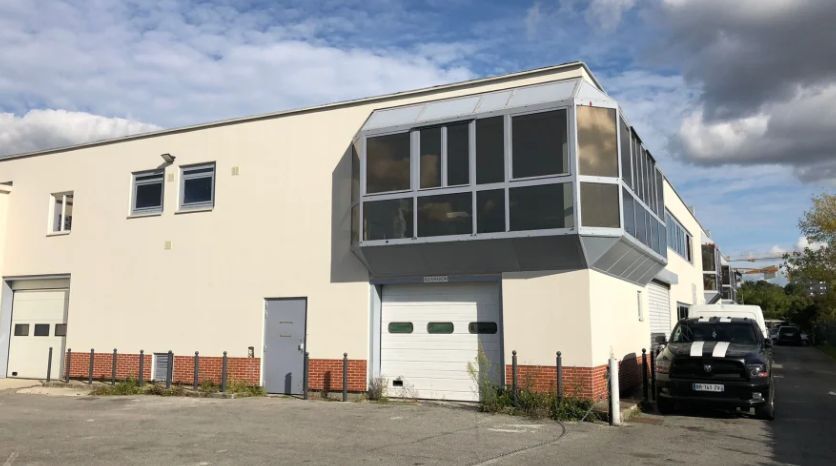 Industrial in Champigny-sur-Marne to rent - Building Photo - Image 2 of 14