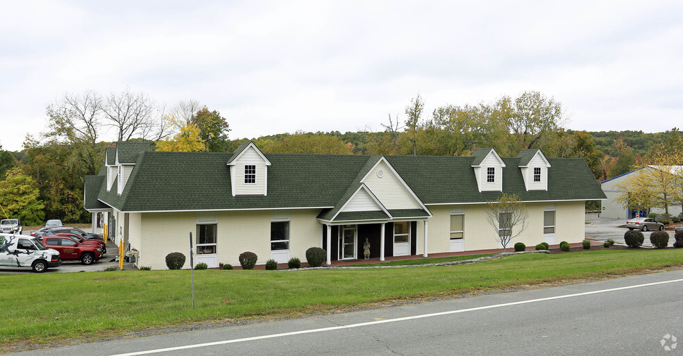 1607 Route 300, Newburgh, NY for rent - Primary Photo - Image 1 of 9