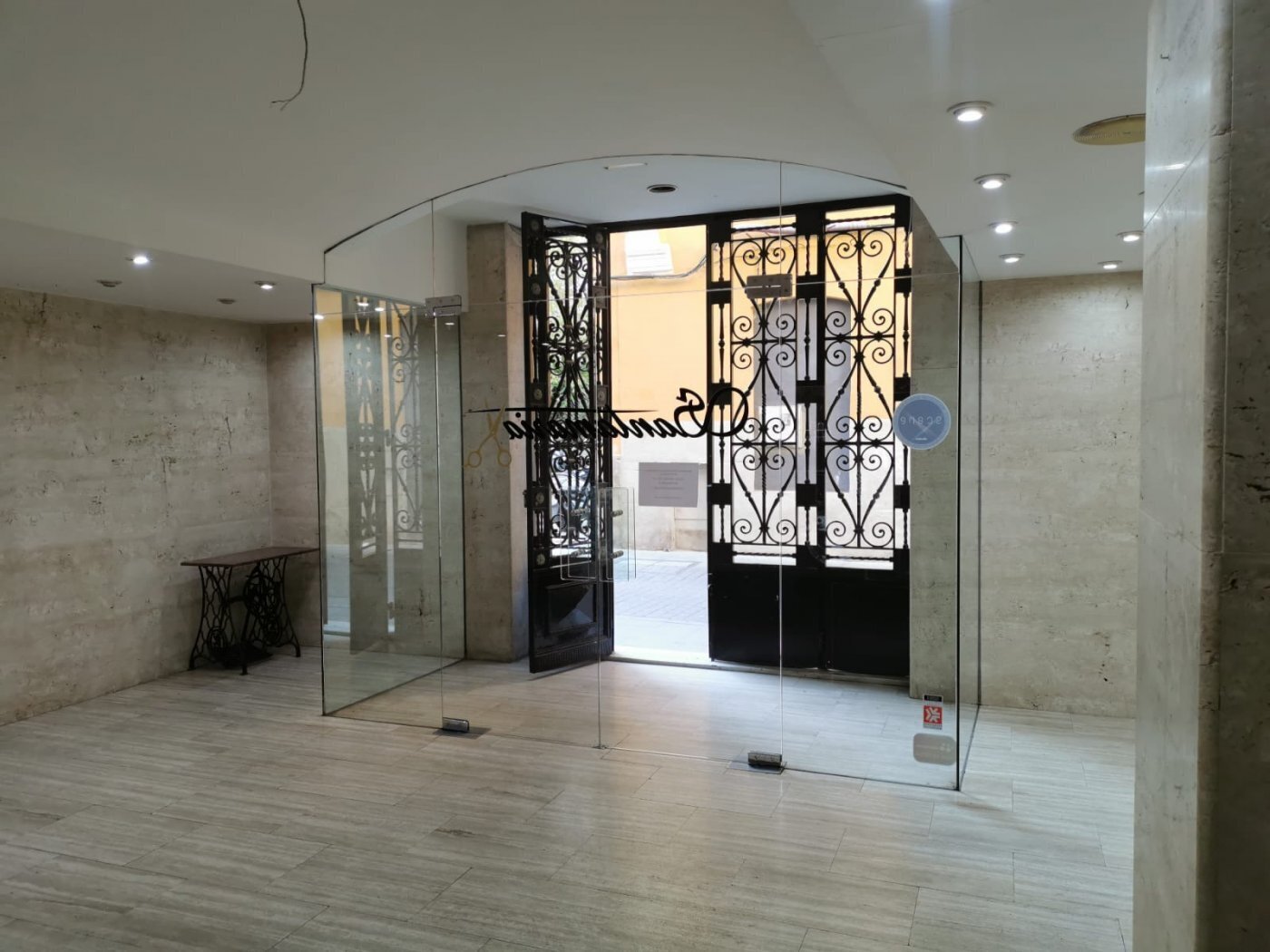 Retail in Ontinyent to rent Building Photo- Image 1 of 6