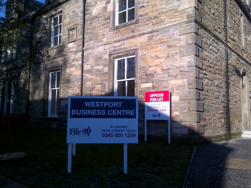 1 Old School Rd, Cupar for sale Primary Photo- Image 1 of 1