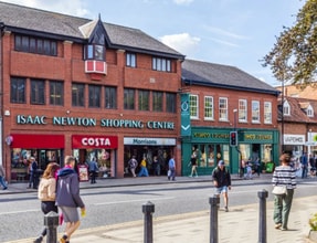 St Peters Hl, Grantham to rent Building Photo- Image 1 of 1