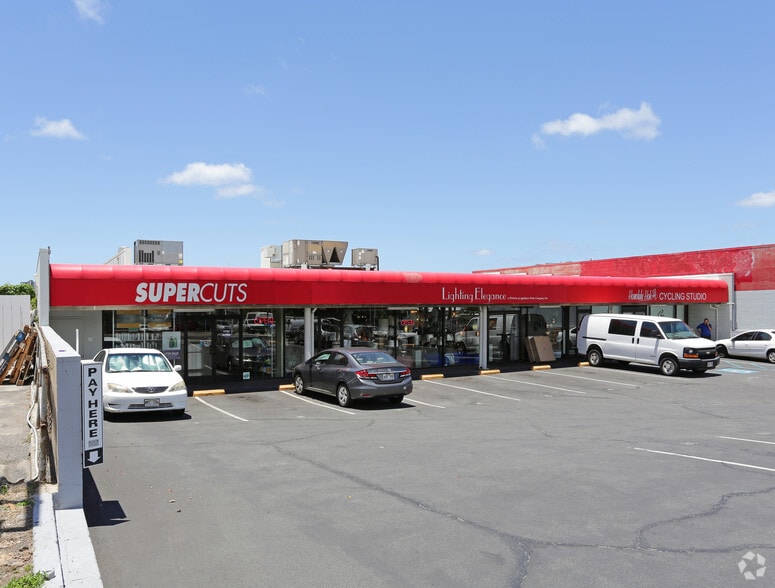 3057 Waialae Ave, Honolulu, HI to rent - Primary Photo - Image 1 of 7