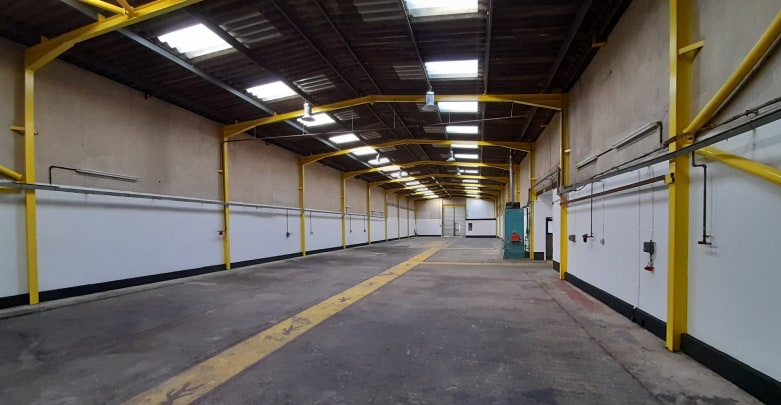 Fyfield Rd, Weyhill to rent - Interior Photo - Image 2 of 2