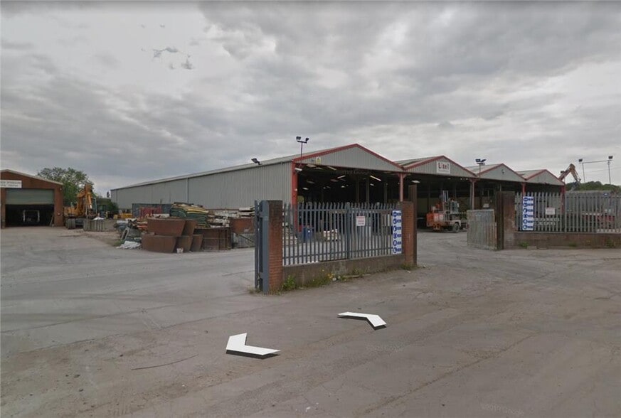 Pool Rd, Nuneaton for sale - Primary Photo - Image 1 of 1