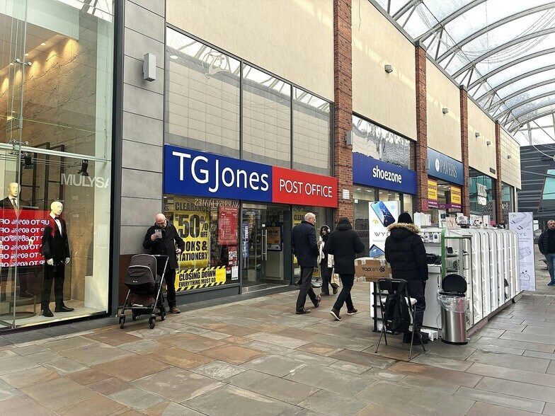 Marsh Way, Wakefield to rent - Building Photo - Image 3 of 15