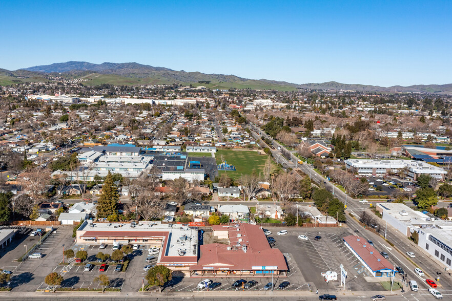 1322 W Texas St, Fairfield, CA for sale - Building Photo - Image 1 of 1