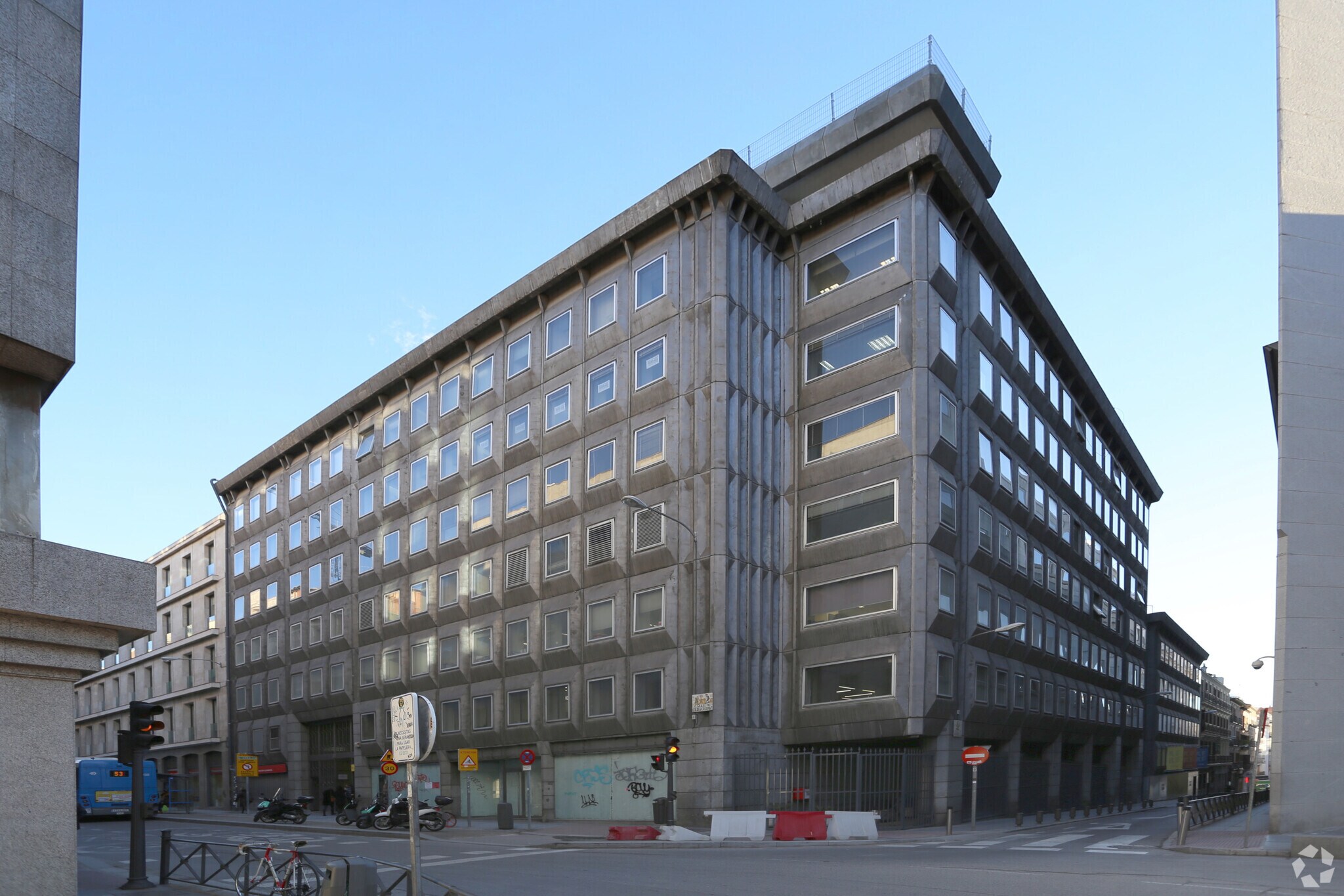 Office in Madrid, Madrid to rent Primary Photo- Image 1 of 3