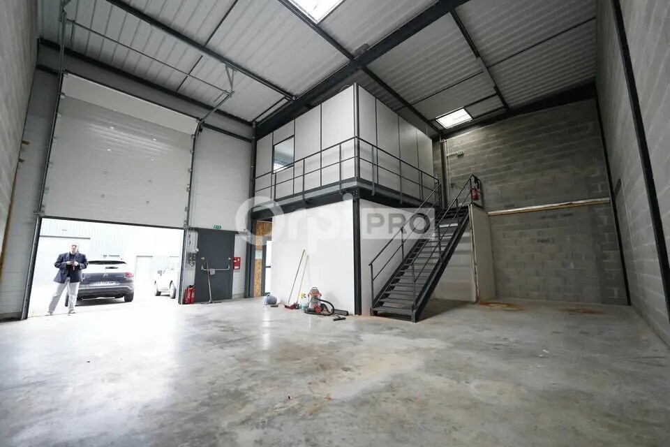 662 Rue Des Jonchères, Genay to rent Building Photo- Image 1 of 6