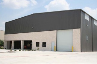 More details for 6923 Brittmoore Rd, Houston, TX - Light Industrial for Sale