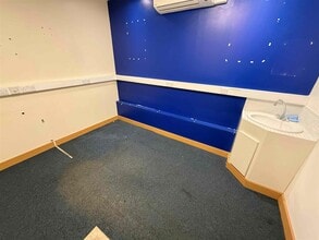 15 Victoria Street, Crewe to rent Interior Photo- Image 1 of 6