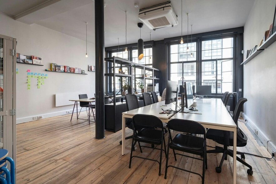 96A-98A Curtain Rd, London to rent - Interior Photo - Image 3 of 45
