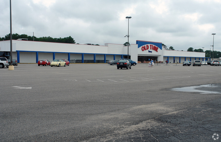 1870 N Highway 17, Surfside Beach, SC for sale - Primary Photo - Image 1 of 1