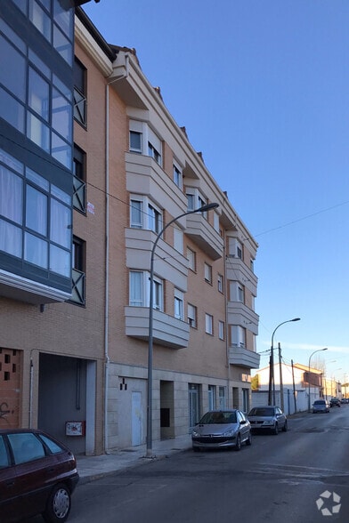 Calle de los Novios, 23, Tarancón, Cuenca to rent - Building Photo - Image 2 of 2