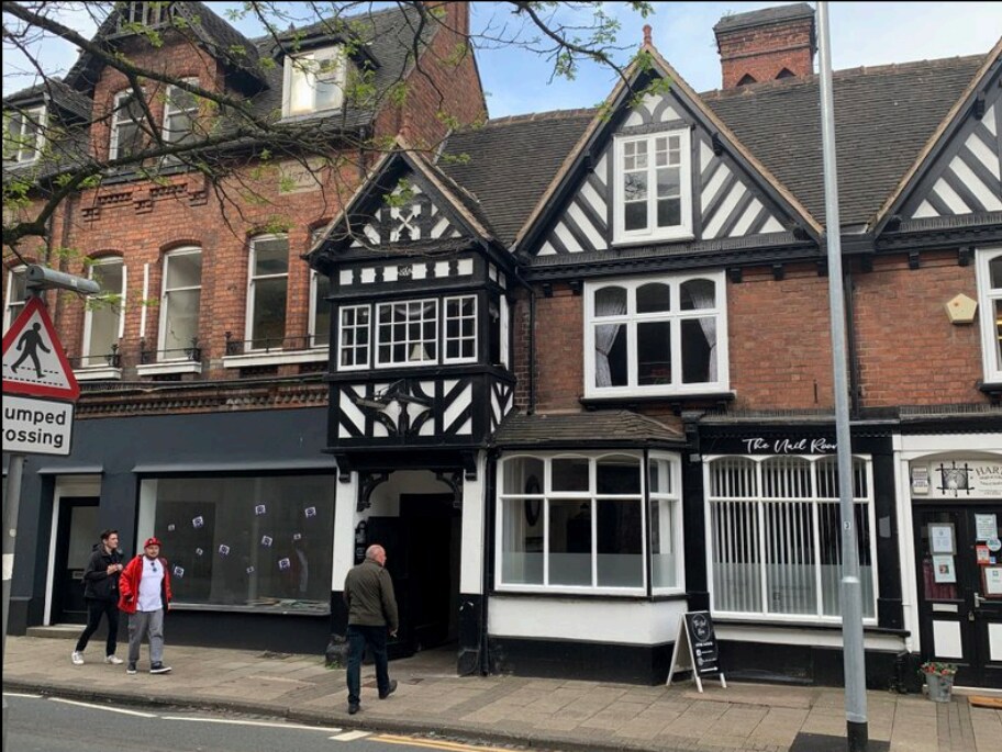 8 Eastgate St, Stafford to rent Building Photo- Image 1 of 2