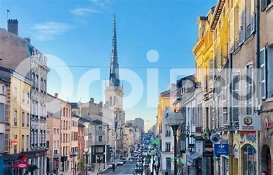 Light Industrial in Arnas to rent - Building Photo - Image 2 of 2