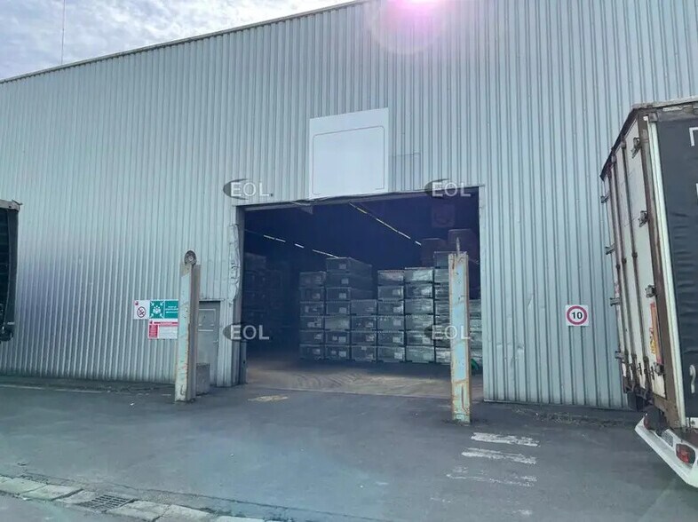 Industrial in Mitry-Mory to rent - Building Photo - Image 3 of 8