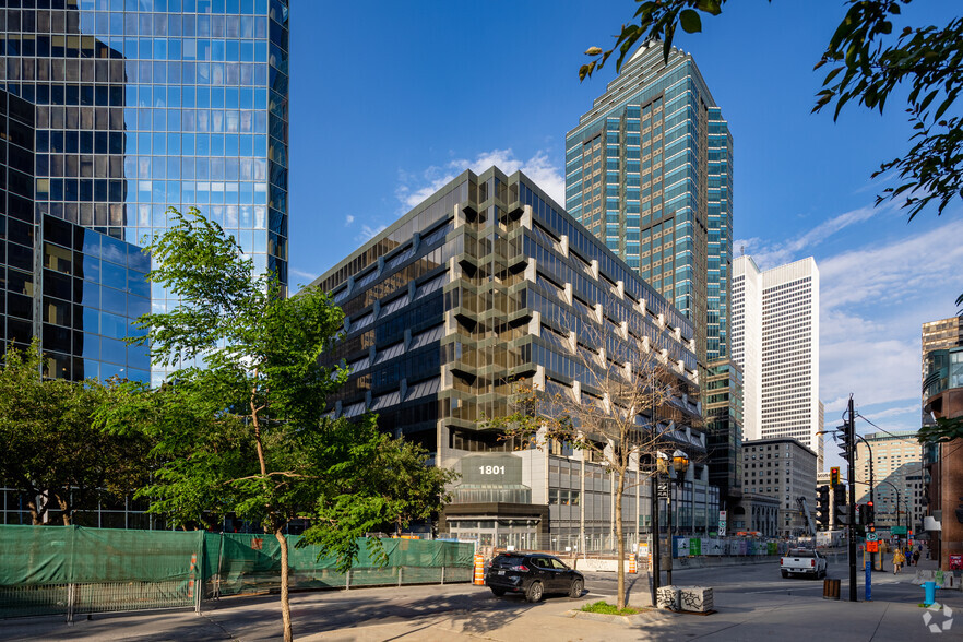 1801 Av McGill College, Montréal, QC for rent - Building Photo - Image 1 of 8