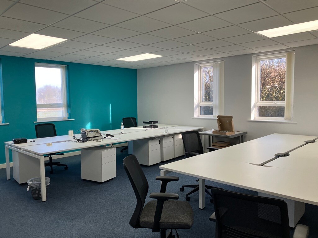 9-12 Bergen Way, Kings Lynn to rent Interior Photo- Image 1 of 5