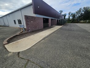 1980 S West Blvd, Vineland, NJ for rent Building Photo- Image 1 of 4