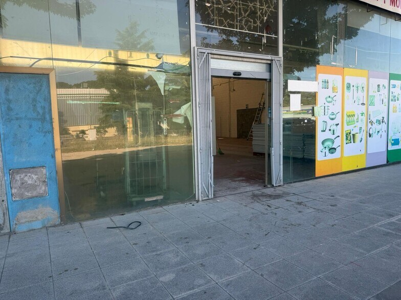 Retail in Sant Pere de Vilamajor, Barcelona to rent - Building Photo - Image 3 of 7