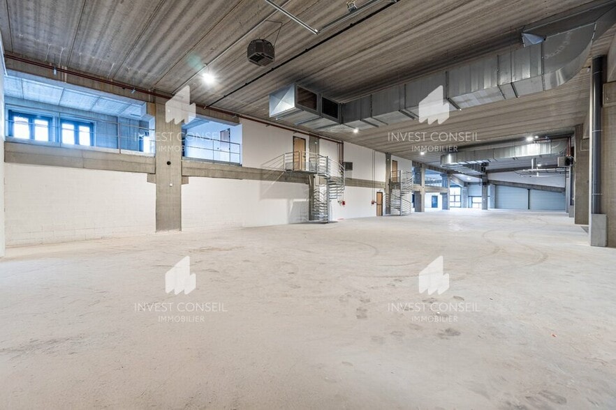 32 Rue De Seine, Colombes to rent - Interior Photo - Image 1 of 9