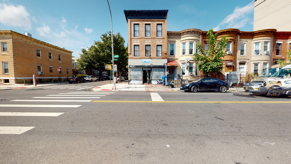 2901 Avenue D, Brooklyn, NY for sale - Building Photo - Image 1 of 1