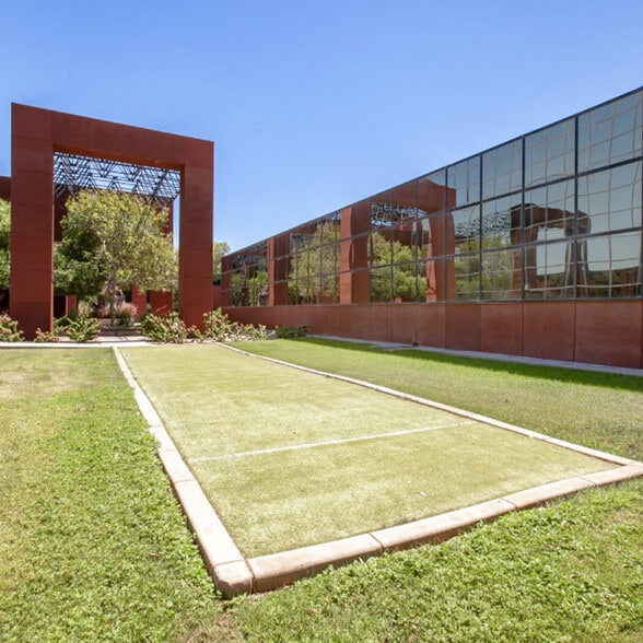 10000 N 31st Ave, Phoenix, AZ to rent - Building Photo - Image 3 of 10