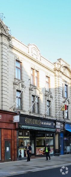 97-98 High St W, Sunderland to rent - Primary Photo - Image 1 of 5