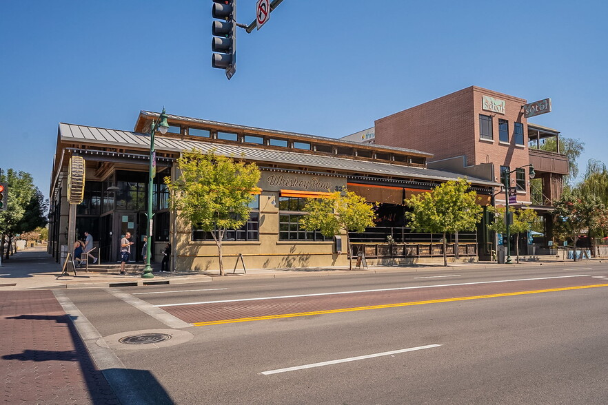 313 N Gilbert Rd, Gilbert, AZ for sale - Building Photo - Image 3 of 17