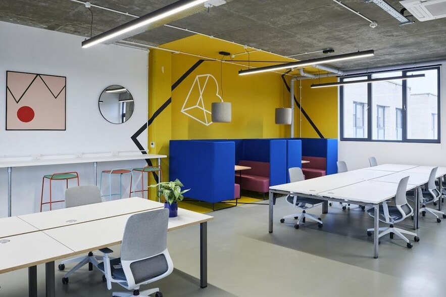 2-8 Morris Pl, London to rent - Building Photo - Image 3 of 15