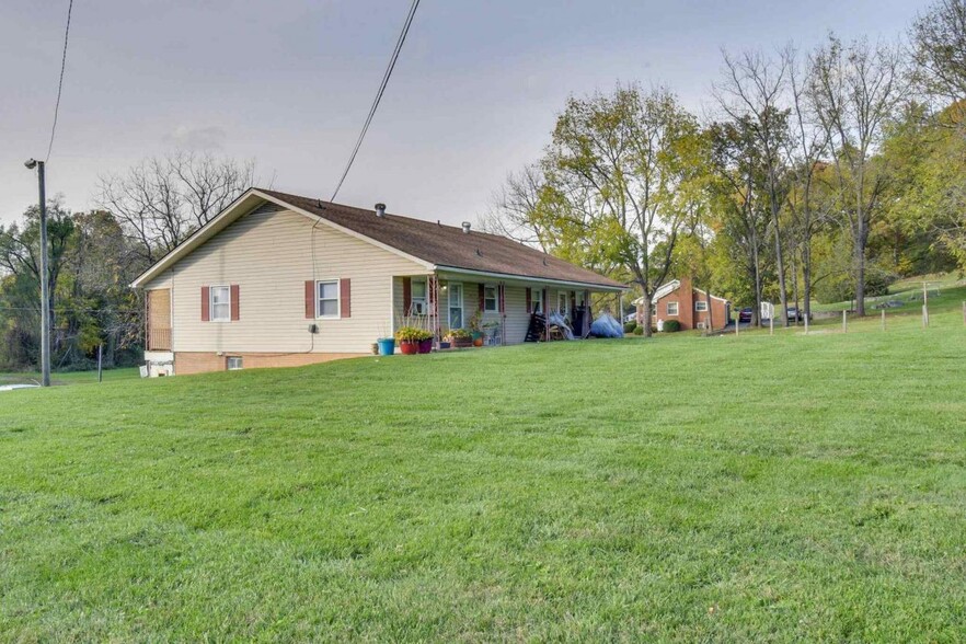 966 Old White Hill Rd, Stuarts Draft, VA for sale - Primary Photo - Image 1 of 1