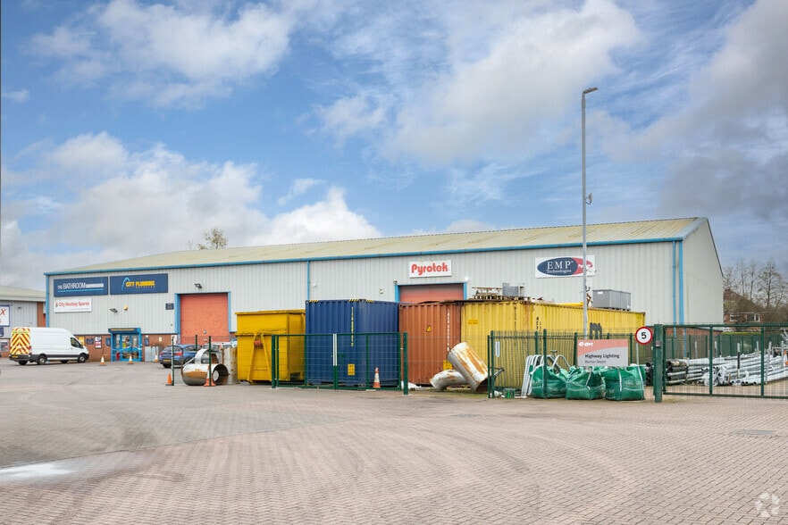 Eastern Av, Burton On Trent to rent - Building Photo - Image 2 of 2