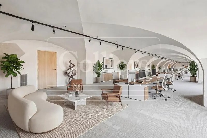 Office in Lyon to rent Interior Photo- Image 1 of 11