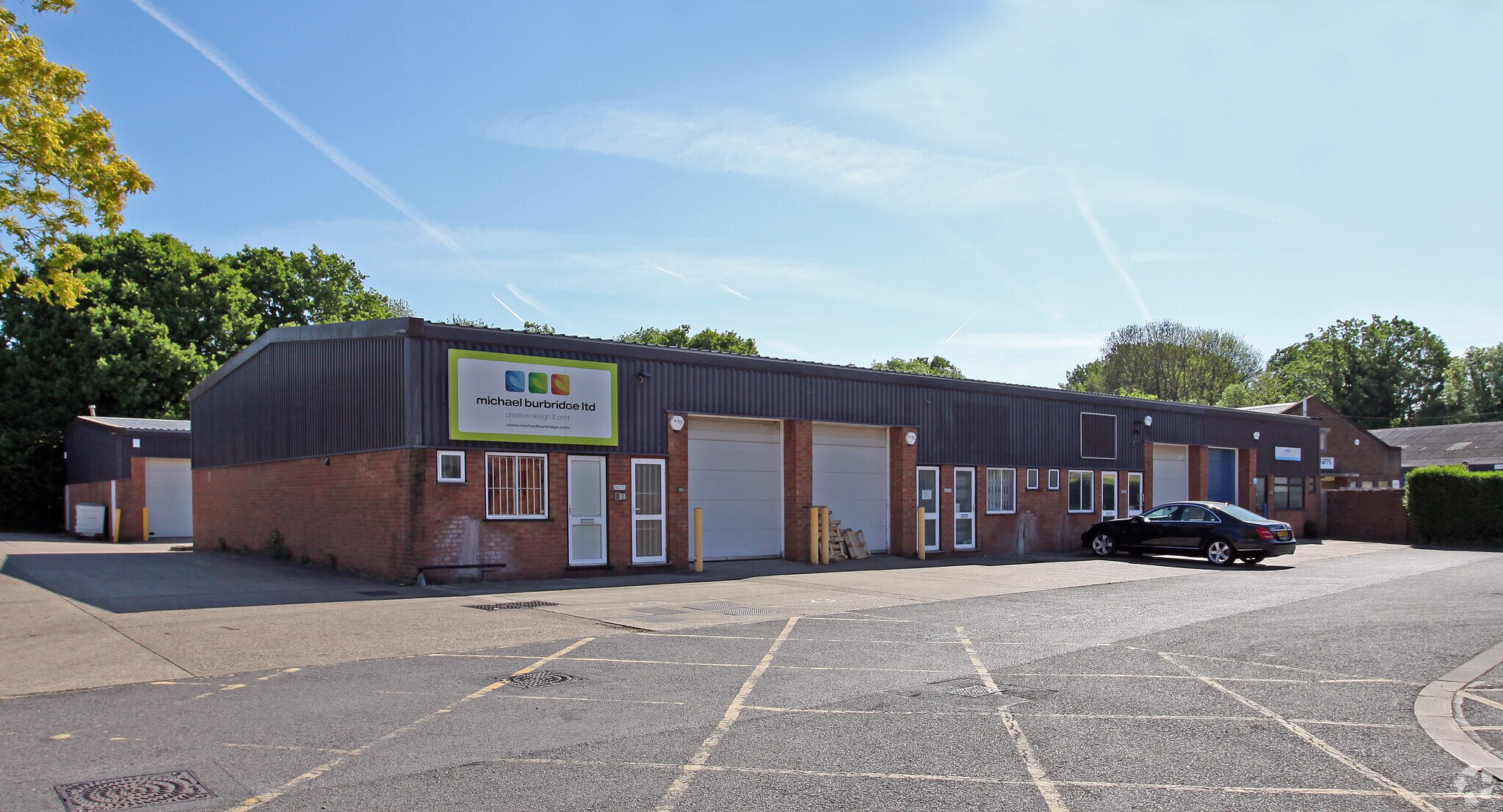 Kings Grove, Maidenhead for sale Primary Photo- Image 1 of 1