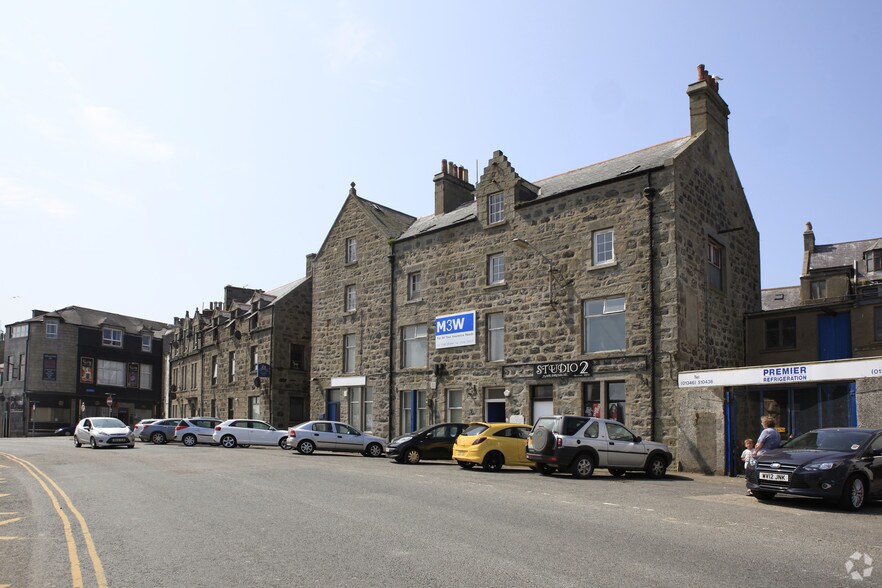 119-121 Shore St, Fraserburgh to rent - Building Photo - Image 3 of 18