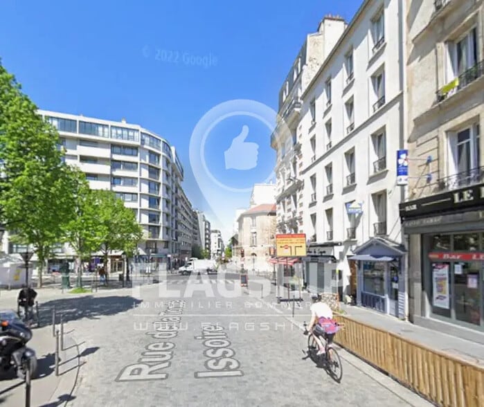 Retail in Paris to rent - Building Photo - Image 2 of 4