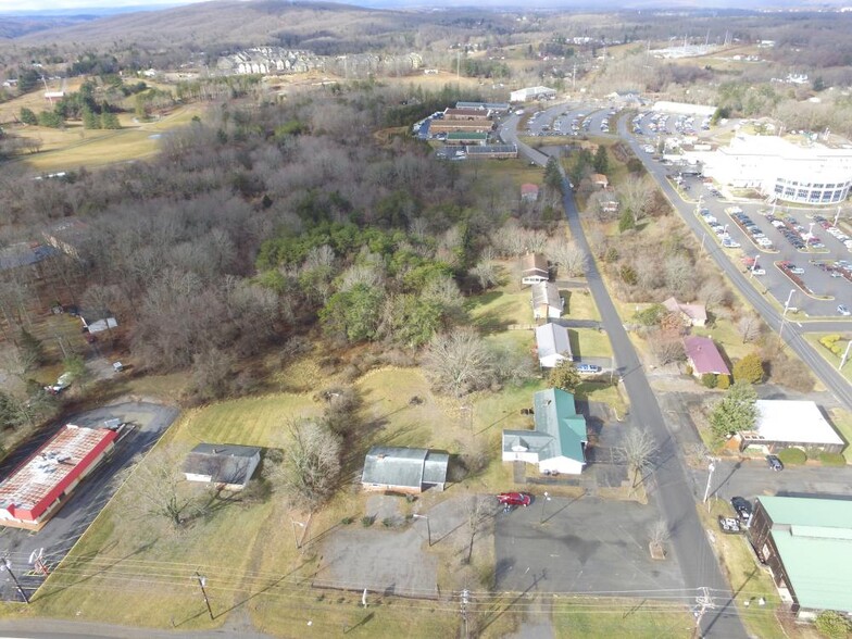 3730 S Main St, Blacksburg, VA for sale - Primary Photo - Image 1 of 1