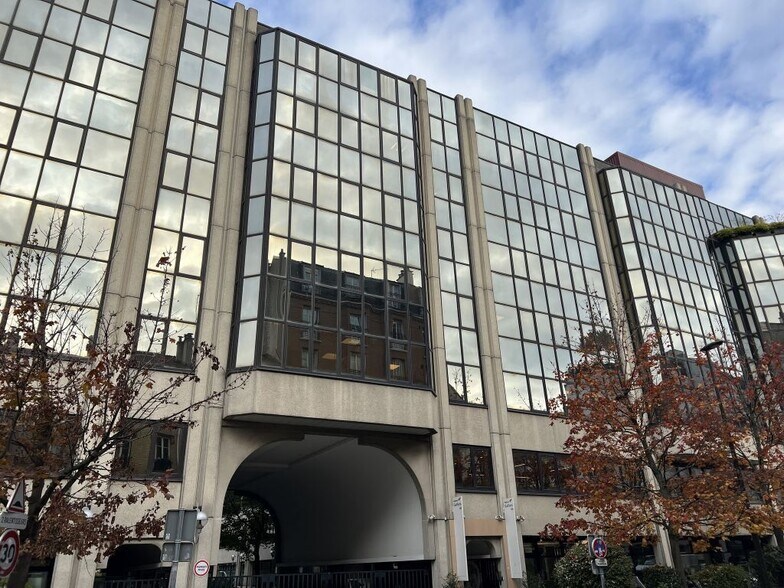 148-156 Rue Gallieni, Boulogne-Billancourt to rent - Building Photo - Image 1 of 5