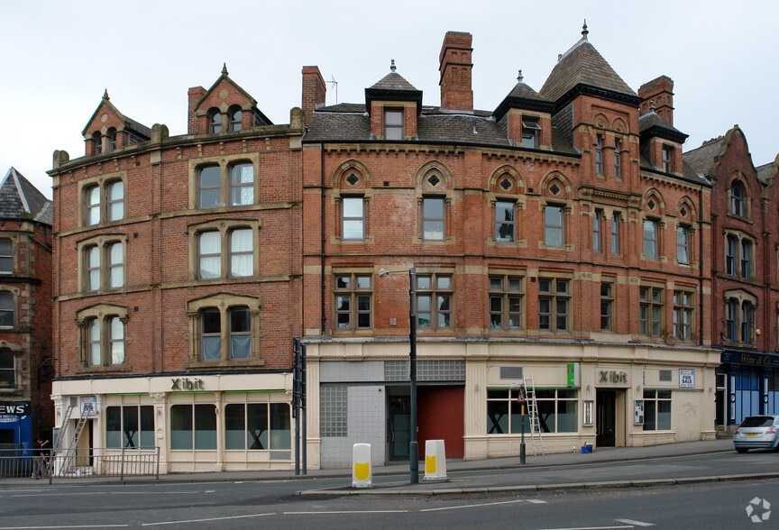24-32 Bridge End, Leeds for sale - Primary Photo - Image 1 of 1
