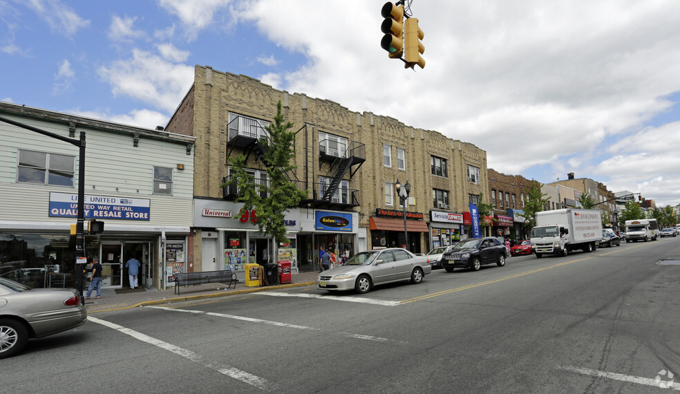 6509 Bergenline Ave, West New York, NJ for sale - Building Photo - Image 3 of 7