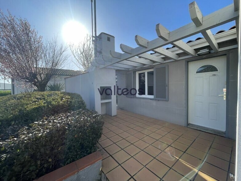 1 Avenue De L'Enclos, Portet-sur-Garonne to rent - Building Photo - Image 1 of 9