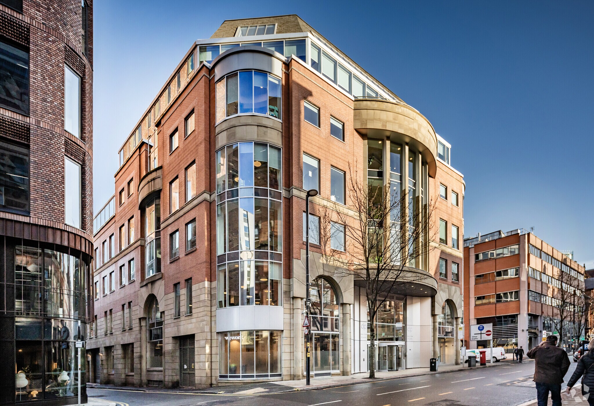 1 St James Sq, Manchester to rent Primary Photo- Image 1 of 4