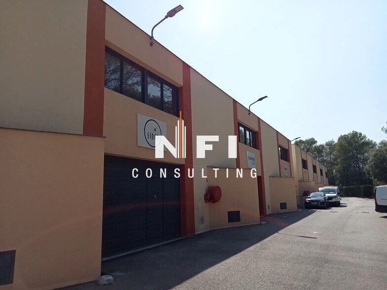 Light Industrial in Antibes to rent - Building Photo - Image 1 of 9