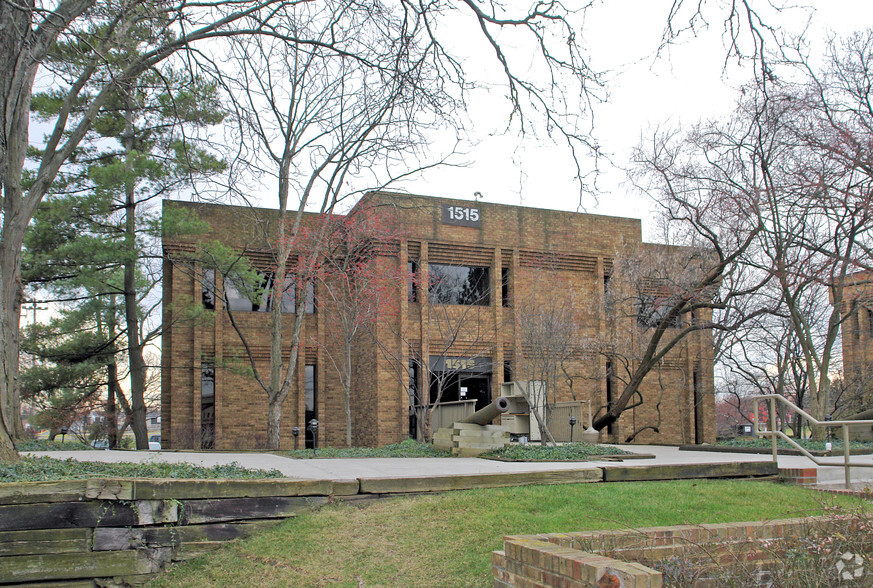 1515 Bethel Rd, Columbus, OH for sale - Primary Photo - Image 1 of 1