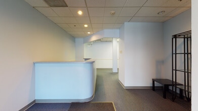 3020 Woodcreek Dr, Downers Grove, IL to rent Matterport 3D Scan- Image 1 of 11