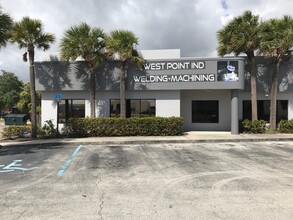 1300 Old Dixie Hwy, Lake Park, FL for rent Building Photo- Image 1 of 5