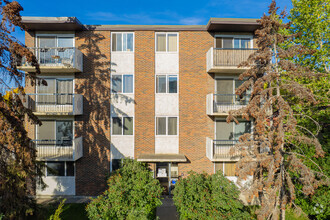 623 9A St NW, Calgary, AB for sale Primary Photo- Image 1 of 6