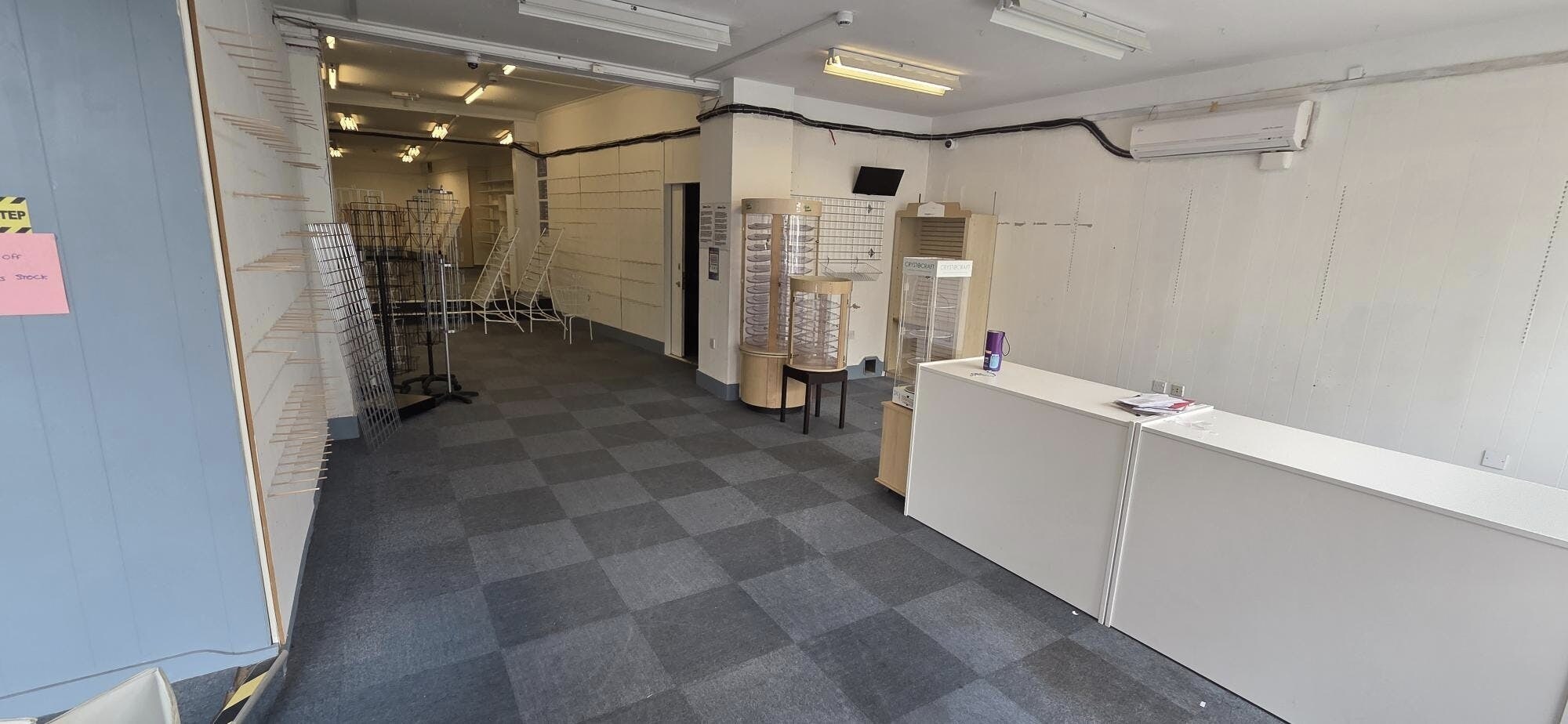 34-40 High St, Seaford to rent Interior Photo- Image 1 of 6