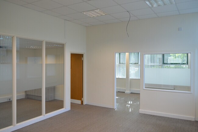 More details for 15-16 Auckland Park, Milton Keynes - Office to Rent