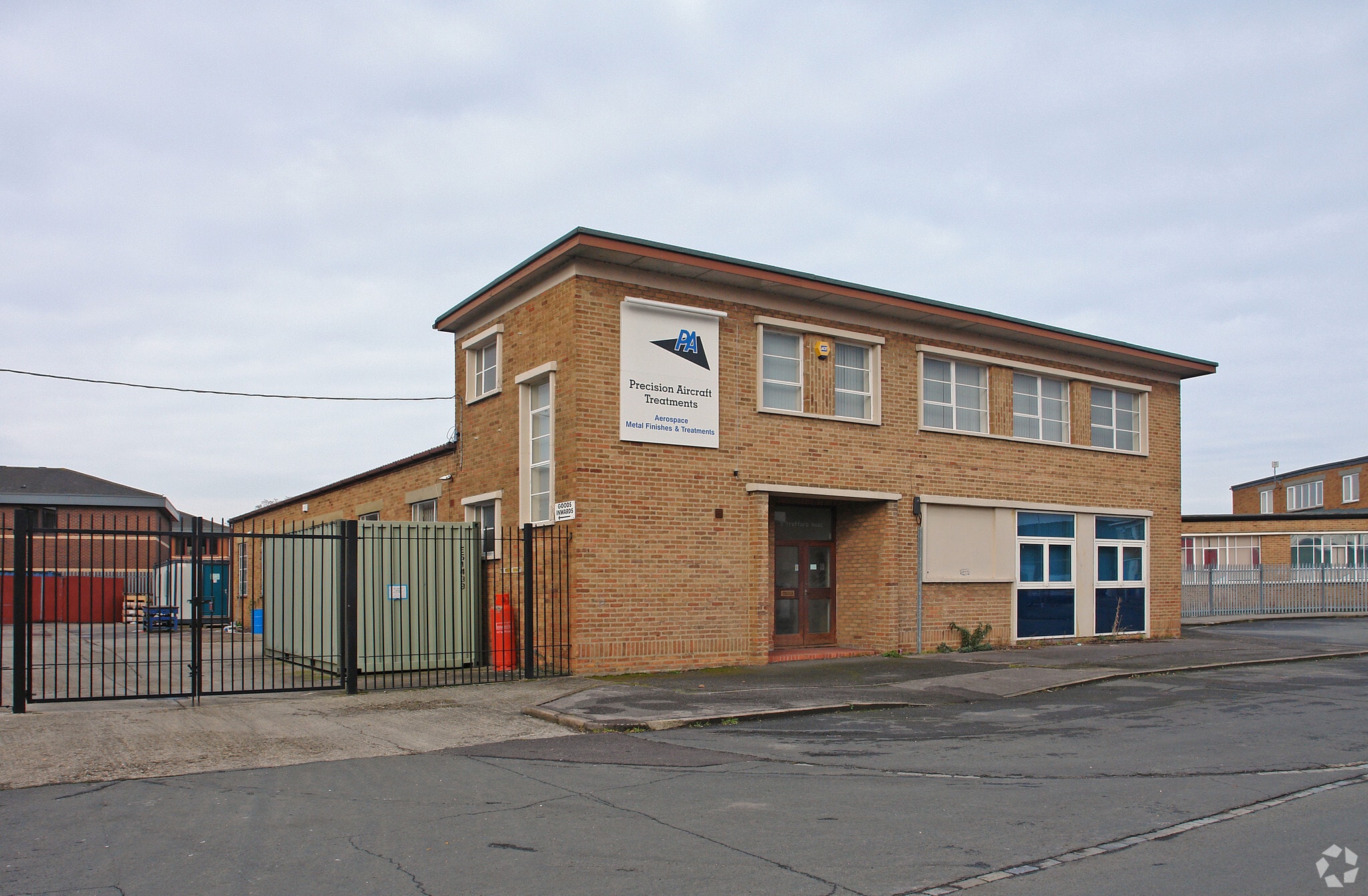 3 Trafford Rd, Reading for sale Primary Photo- Image 1 of 1